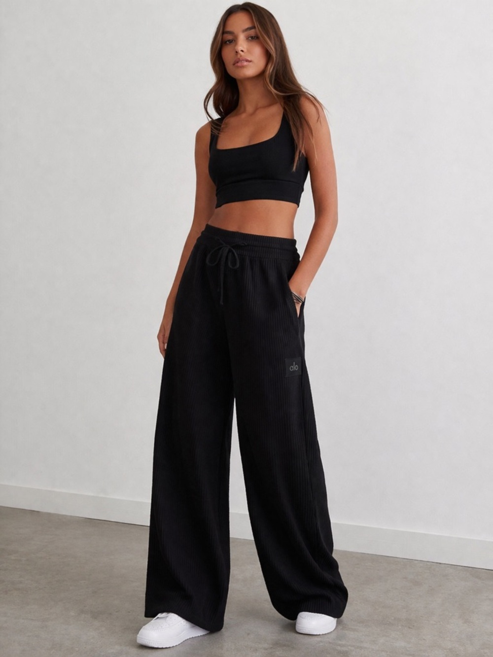 Alo Yoga Muse Wide Leg Pants Black XS Ribbed Lounge Drawstring NWT sold out